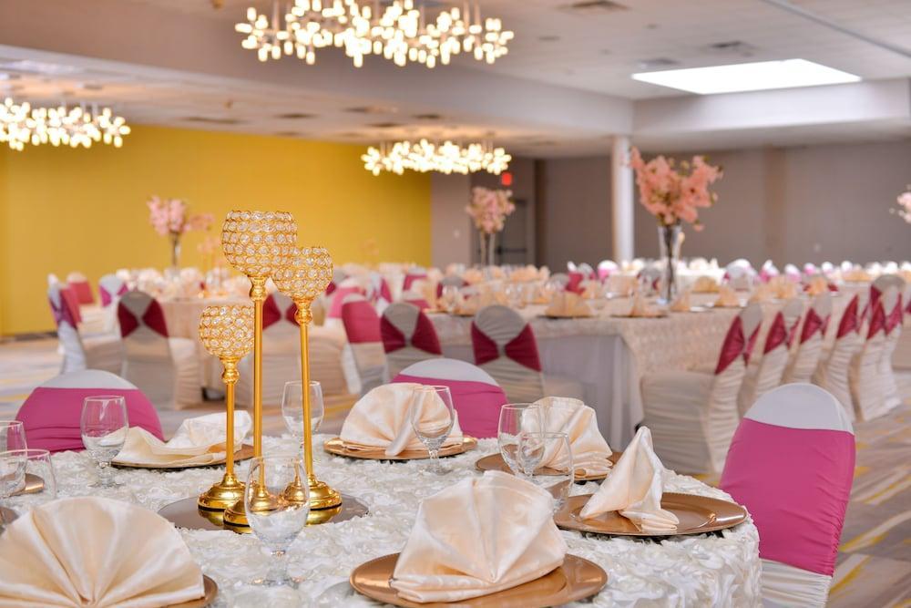 Holiday Inn Dallas-Richardson By Ihg Εξωτερικό φωτογραφία